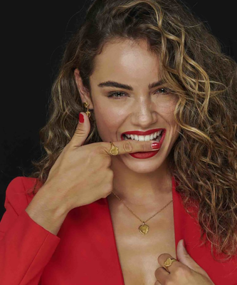 COLAR DOURADOS COM PENDENTE